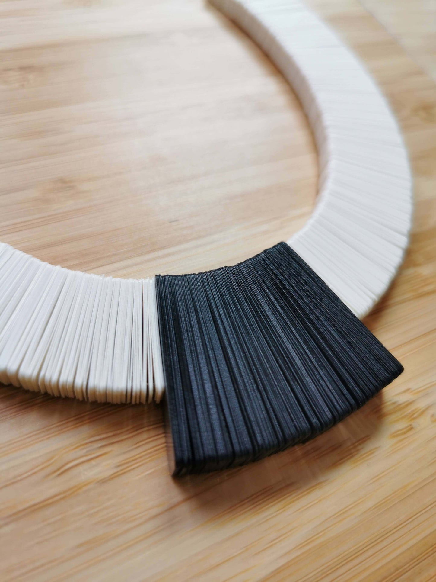 Iberê off-white e chumbo