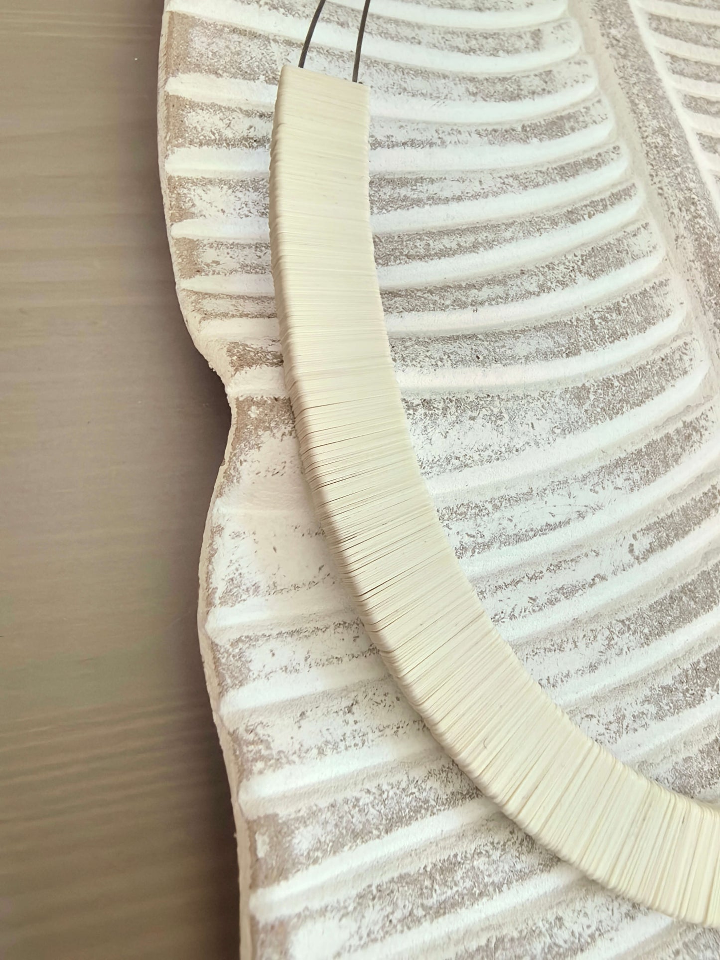 Slim off-white