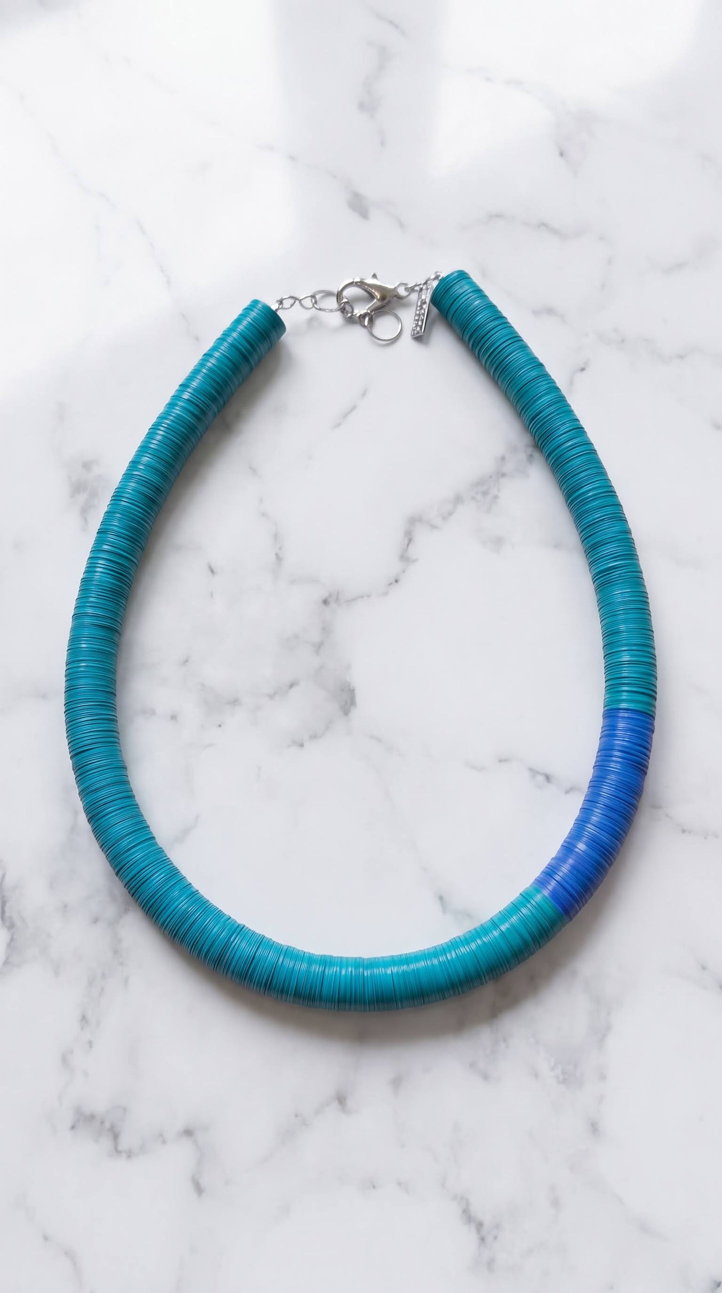 Colar MAC azul