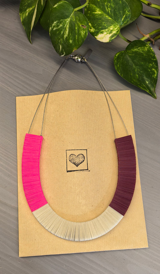 Colar Marsala, off-white e pink