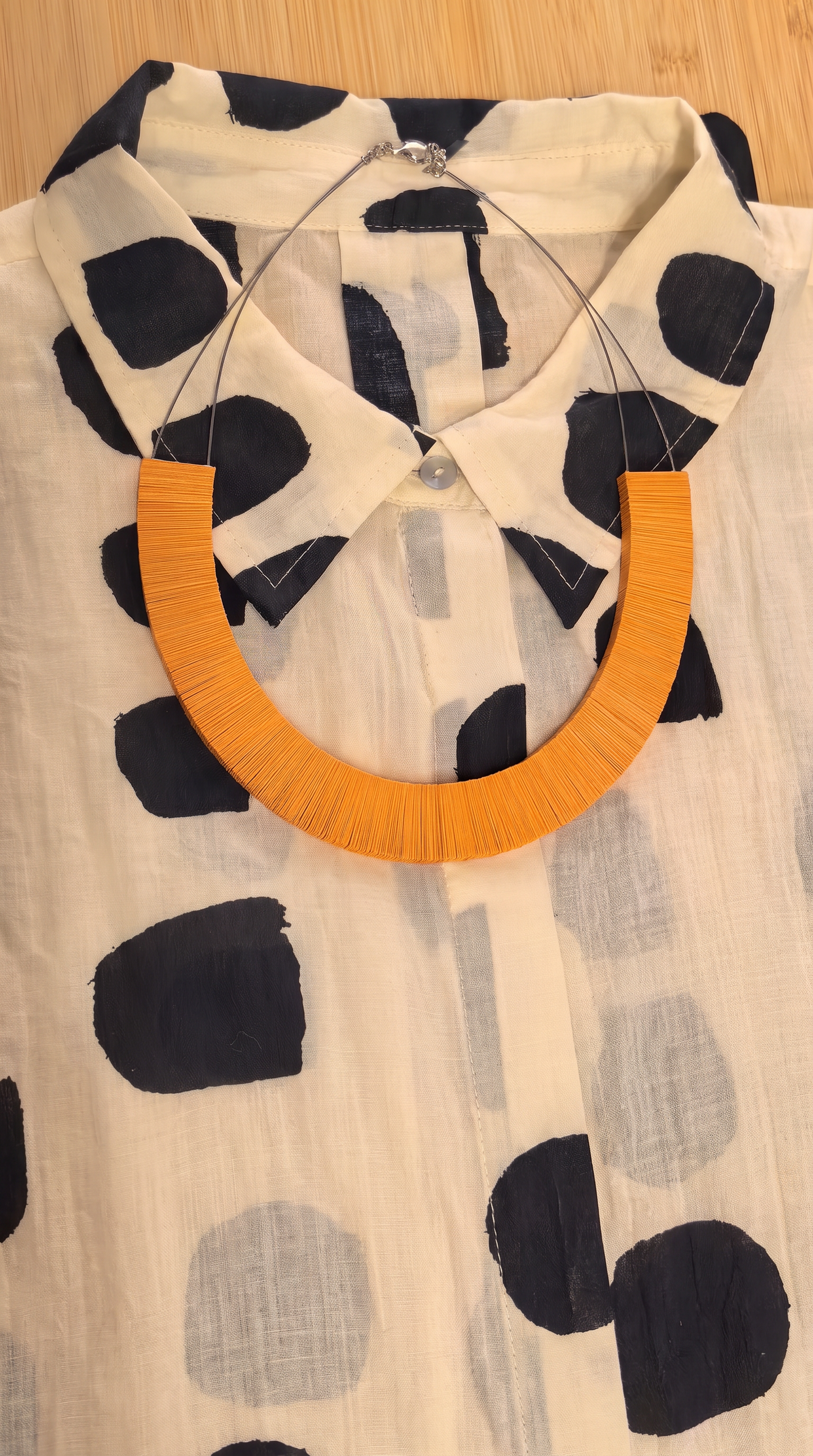 Colar Retangular Laranja