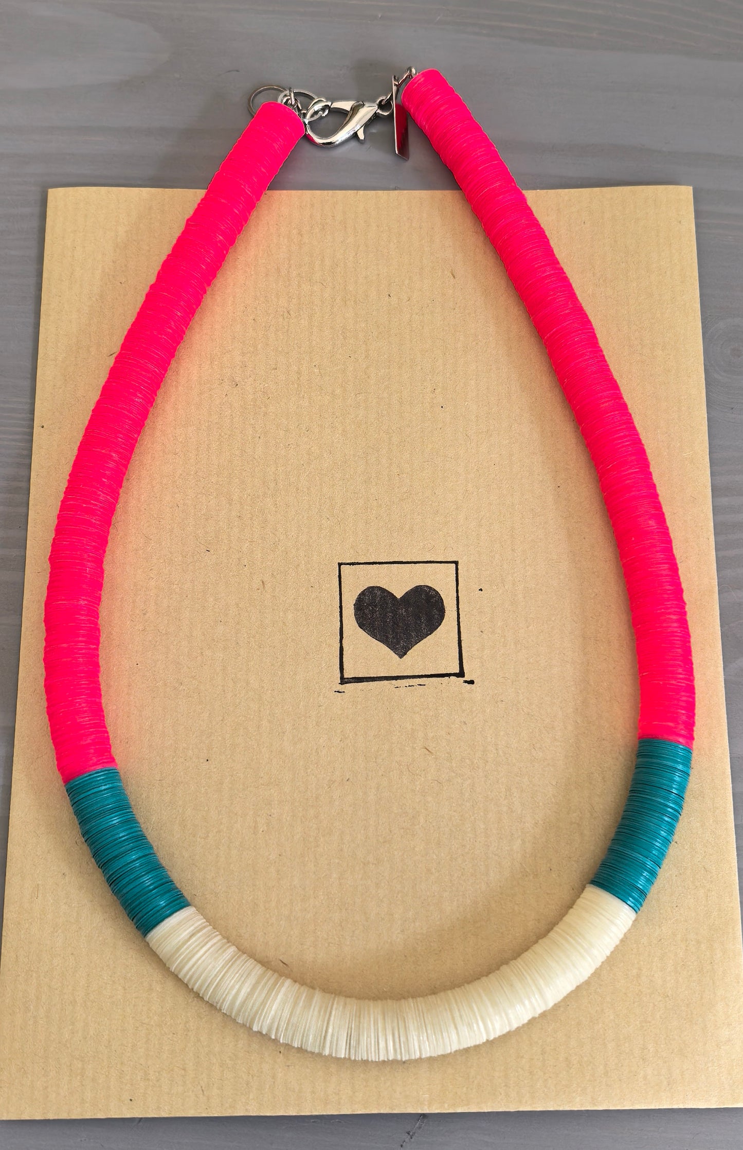 Round neon pink necklace