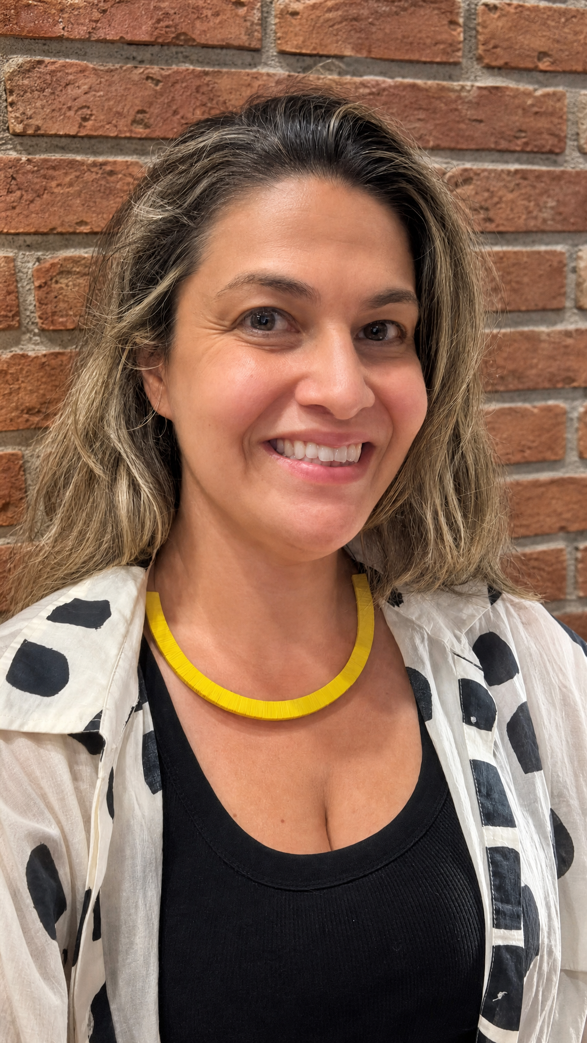 Slim yellow necklace